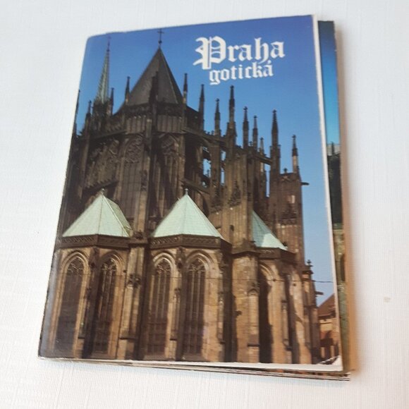 St. Vitus Cathedral at Prague Castle vtg postcards - Picture 1 of 2